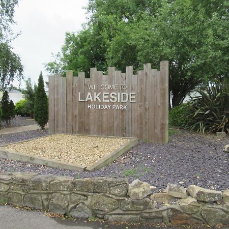 Chichester Lakeside Self-Catering Holiday Home Exterior photo