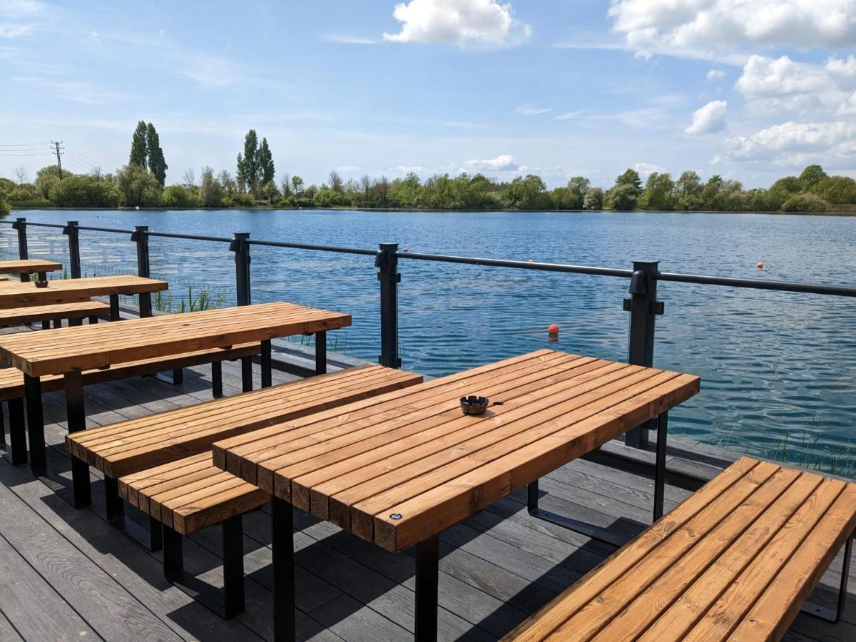 Chichester Lakeside Self-Catering Holiday Home Exterior photo